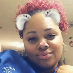 Meet your Posher, Latoya